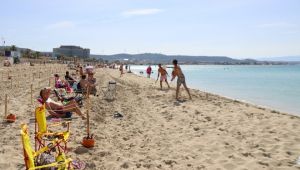 Ilıca Plajı yine cıvıl cıvıl !