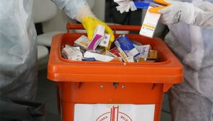Karşıyaka’da atık ilaçlar çöpe gitmeyecek 