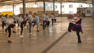 Konak'ta Sabah Sporu Artık Pazar Yerinde