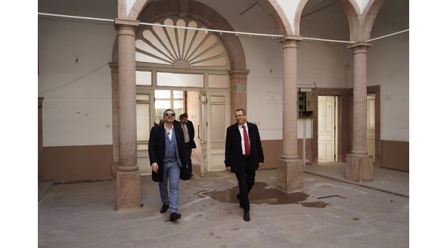 Yüz Yıllık Belediye’ye 200 Yıllık Tarihi Hizmet Binası