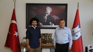 Agoralı Ferhat’a Batur desteği