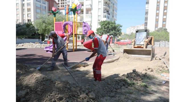 Bayraklı'ya 2 park 2 yeşil alan daha