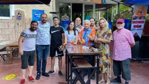 Hangover Clup ta imza günü 