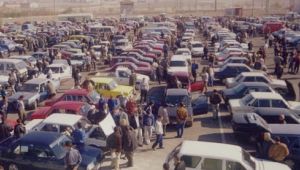 İzmir'de açık oto pazarlarının tekrar faaliyete geçmesine karar verildi