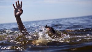 İzmir'de bir kişi denizde boğuldu