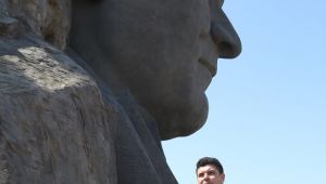 Buca 30 Ağustos Zafer Bayramını Atatürk Maskı’nda kutladı