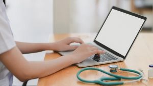 Hackerler en çok hangi sektörlere saldırıyor?