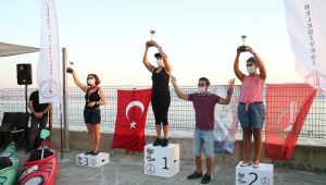 Zafere kürek çektiler!