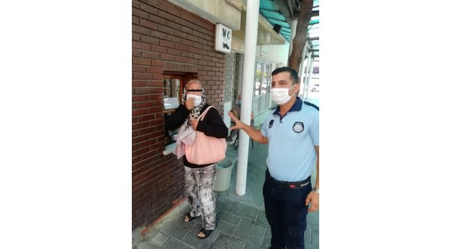 Baksen şu dilenciye.Üzerinden 8 altın 4 bin lira para çıktı