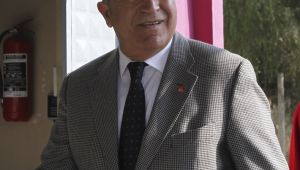  Başkan Atay’dan Çalışanlarına Jest