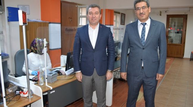 Başkan Koştu ehliyetini kimlik kartına tanıttı