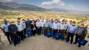 Başkan Soyer Kiraz’da muhtarları dinledi