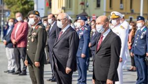 İzmir'de 19 Eylül Gaziler Günü nedeniyle tören düzenlendi