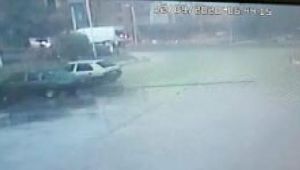 İzmir'de, 2 kişinin öldüğü kaza güvenlik kamerasında