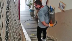 Karşıyaka’daki okullara dip bucak dezenfeksiyon