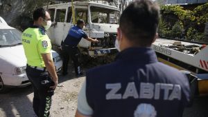 Konak’ta hurda araç operasyonu