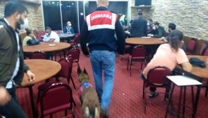 İzmir'de dernek ve depolara kumar baskınında 390 bin lira ceza kesildi