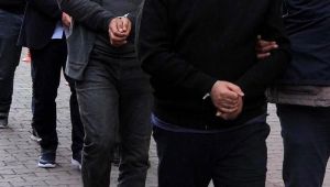 İzmir'de uyuşturucu operasyonlarında 6 kişi yakalandı