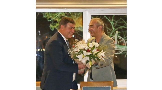 Karşıyaka'da 'muhtarlar günü' kutlandı