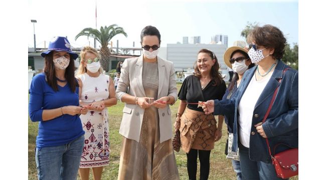 Karşıyakalı 40 kadından mozaik sergisi