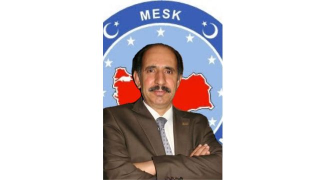 Macron'nun Yüzüne Tükürmek Lazım