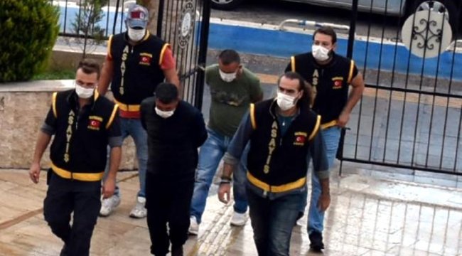 Marmaris'te marketten hırsızlık yapan 2 hükümlü tutuklandı