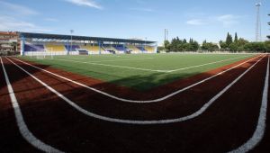 Seferihisar İzzet Gül Stadyum’u Baştan Aşağıya Yenilendi