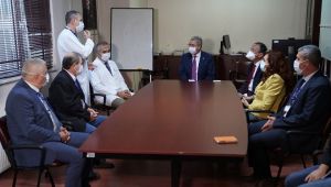 Bebeğe kapalı yöntemle yemek borusu uzatma ameliyatı