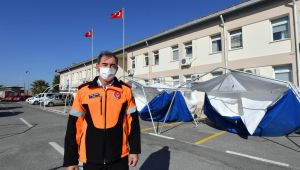 Çadırlar temizlenerek depolara kaldırılıyor