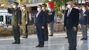 Gazi Mustafa Kemal Atatürk, Karabağlar’da da özlemle anıldı