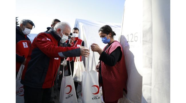 İzmir’in yaralarını sarmaya devam ediyor