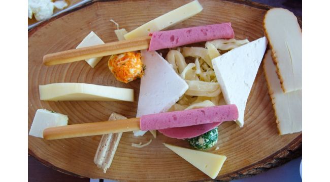 Süt üreticileri Çin sayesinde nefes alacak