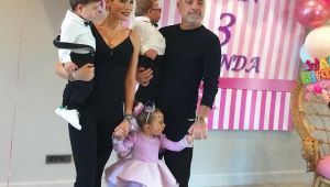 Acar Ailesinin Doğum günü Sevinci