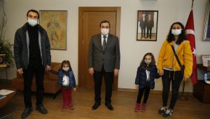 Çocuklar istiyor, Başkan Batur yapıyor