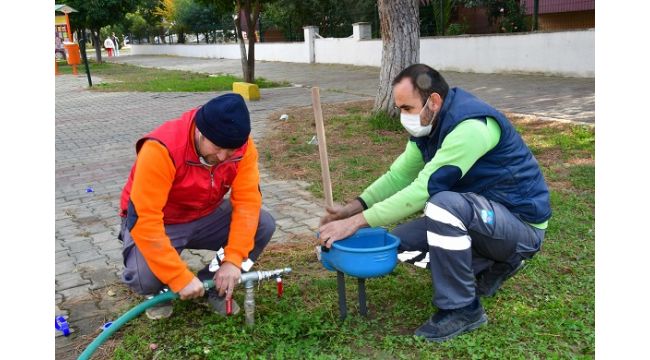 Narlıdere’de can dostlar için su kabı