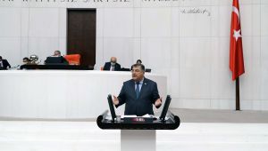 “Arazi toplulaştırması Türk tarımının öncül kurtuluş reçetesidir” 