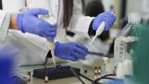 Ege’nin korona virüs aşısı hayvan deneylerinde başarılı oldu