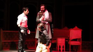 Görme engellilere sesli betimlemeli tiyatro 