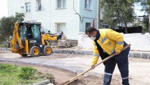 Buca Belediyesi, kentin sokaklarını emek emek yeniliyor 