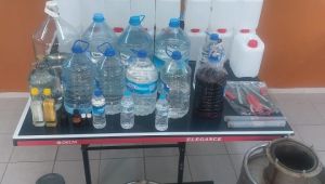 İzmir'de 268 litre sahte içki ele geçirildi: 4 gözaltı