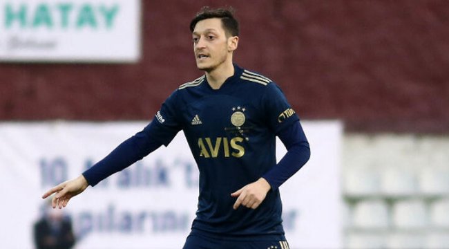 Mesut Özil: Derbi için sabırsızlanıyorum