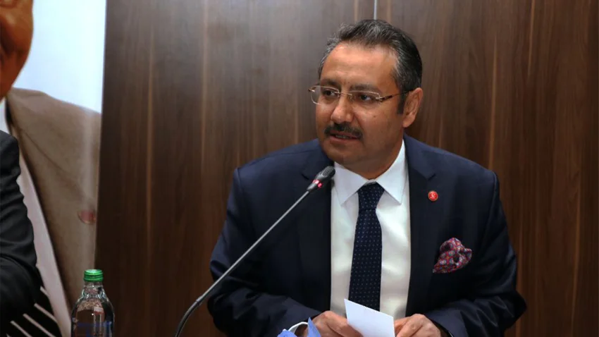 Yeniden Refah'tan 'yeni anayasa' çalışmalarına destek!