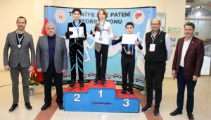 Buzda İzmir rüzgar