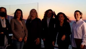 İZTO kadınlarından mesaj: Yeryüzünün yarısıyız, biz başarırız