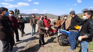 Sıfır göçü ile gençlerin mutlu yaşadığı Seklik'e büyük hizmet