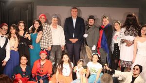 Tire Belediyesi Oda Tiyatrosu açıldı