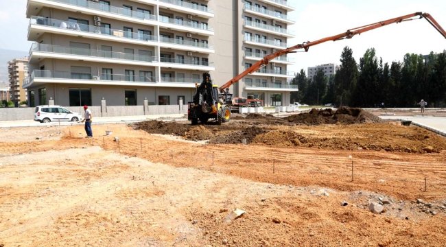 Bayraklı'ya 3 bin 739 metrekarelik yepyeni park