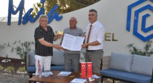 Annesi'nin adını yaşatacak