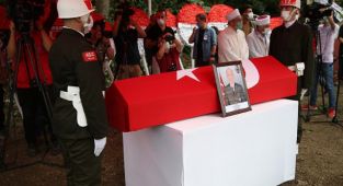 Fırat Kalkanı şehitleri son yolculuklarına uğurlandı