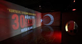30 Ağustos Zafer Bayramı'na özel dijital gösterim İstanbul'da açıldı